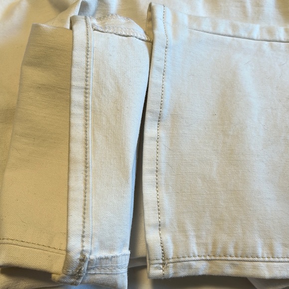 Ann Taylor Modernfit white jean size 12P - Picture 10 of 12